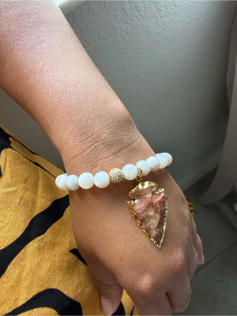 Semi-Precious White Beaded Bracelet with Gold-Edged Arrowhead Gemstone Charm
